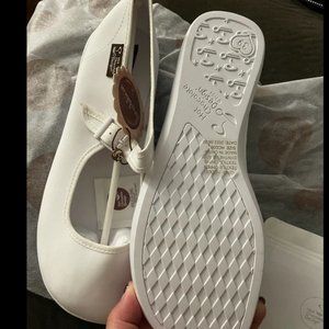 White Hot Chocolate Design Chocolaticas Fan Made Women's Mary Jane Flat 39 9